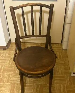 Stoličku - THONET