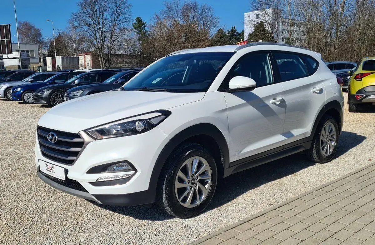 Hyundai TUCSON – 2016, 142 419 km
