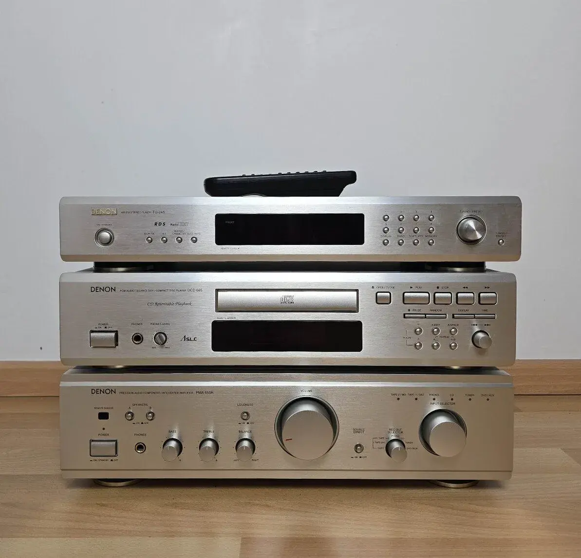 Denon zostava PMA-655R / DCD-685 / TU-245
