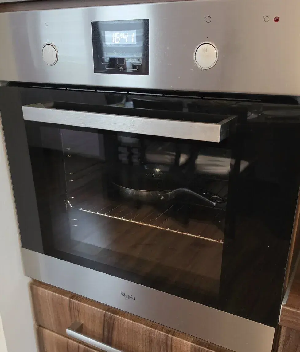 Vstavaná rúra Whirlpool AKP 462 IX