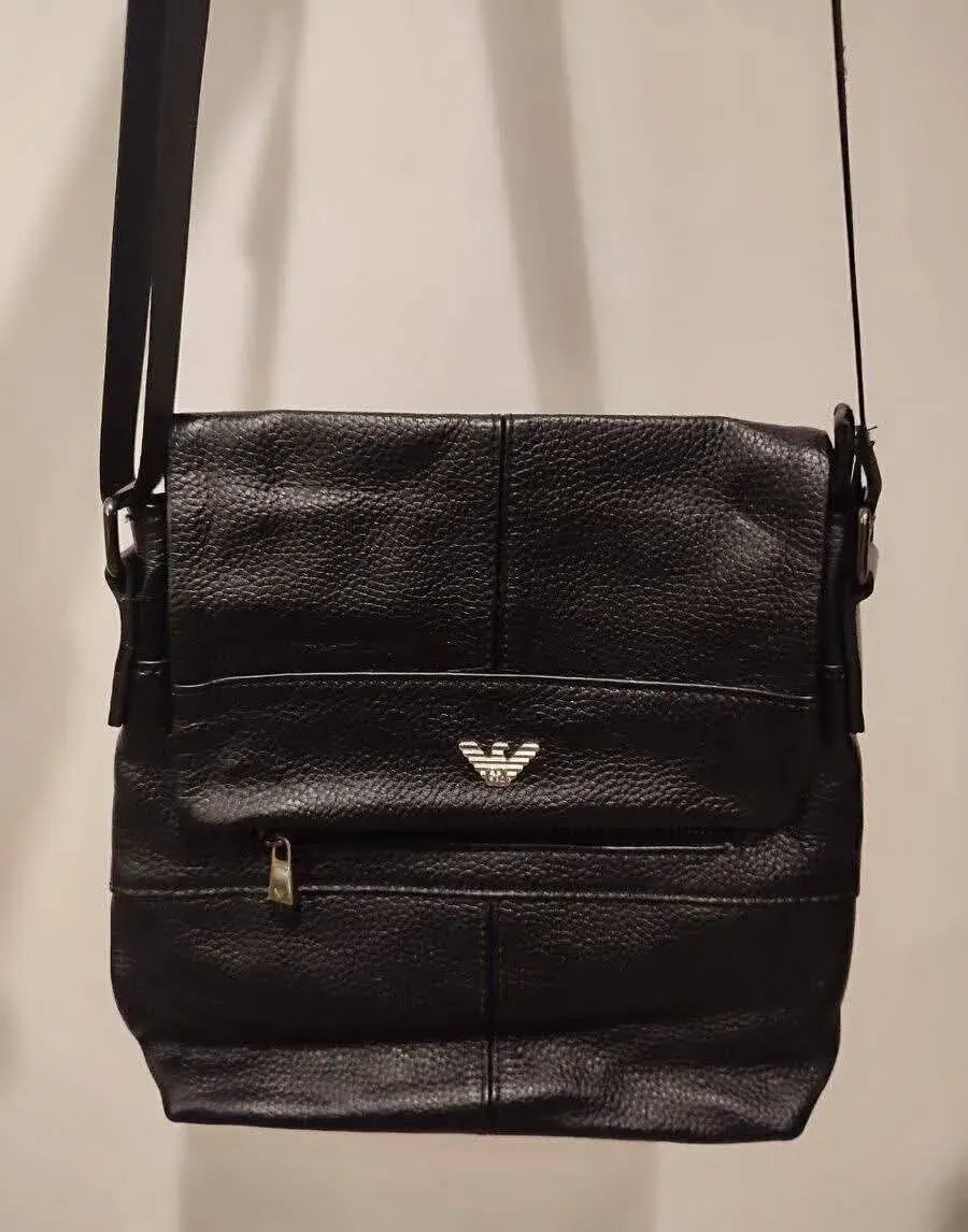 Čierna crossbody taška – nová / top stav