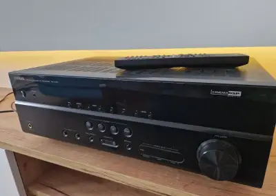 Yamaha rx-v371 5.1 receiver 5x100w