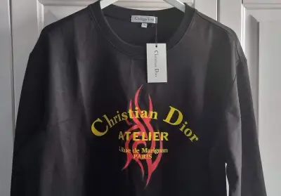 Ch.Dior krásna mikina č.2XL nová