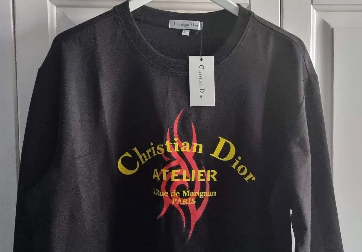 Ch.Dior krásna mikina č.2XL nová
