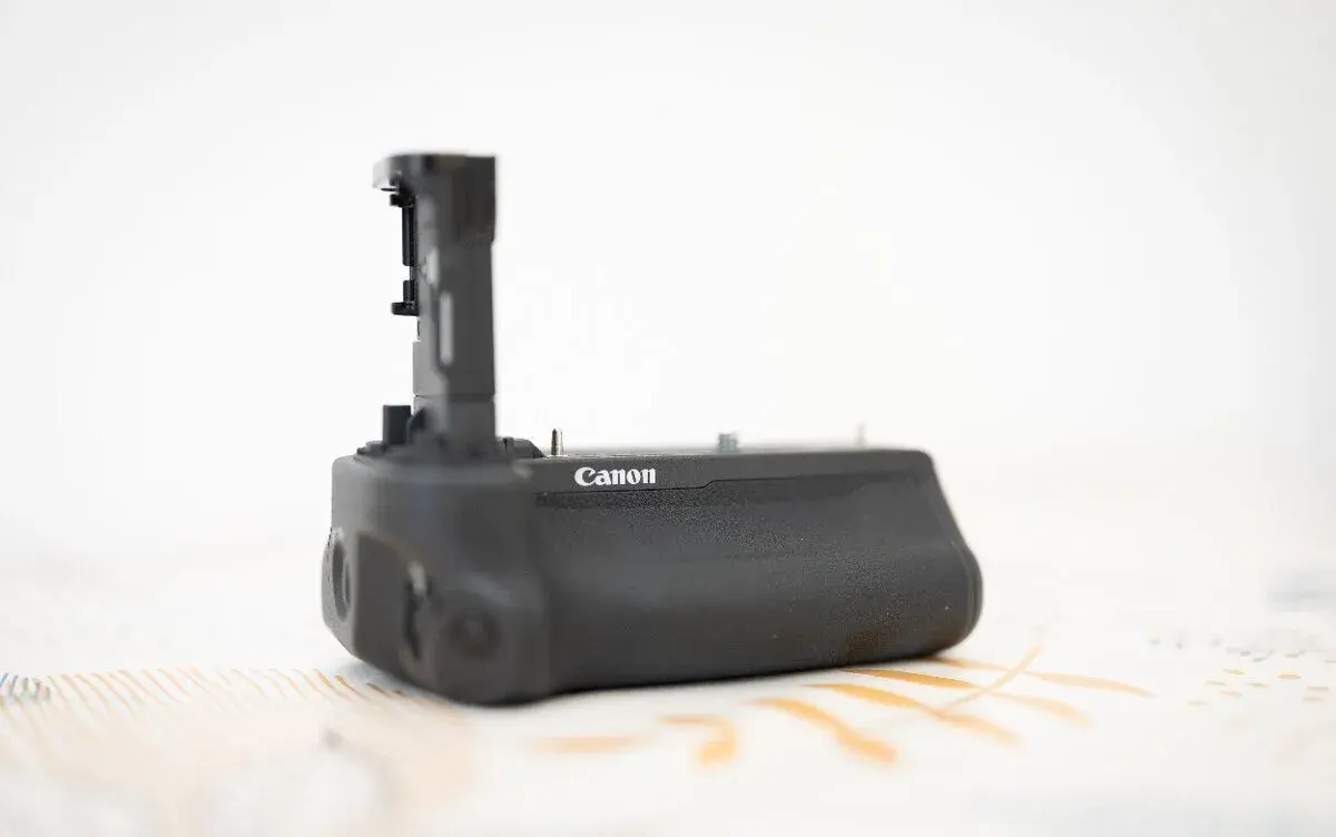 canon battery grip bg-r10