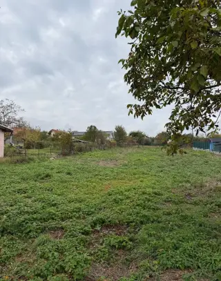 🏡 DEVELOPERSKÝ POZEMOK alebo pozemok na RD – KOŠICE, PEREŠ