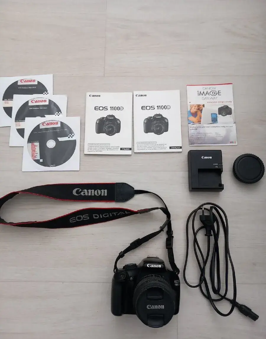 Canon EOS 1100D