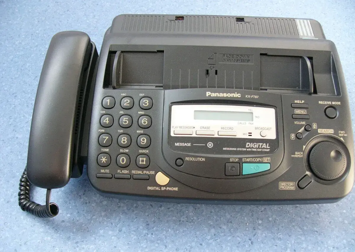 Panasonic KX-FT67, fax, telefón, záznamník, kopirka.
