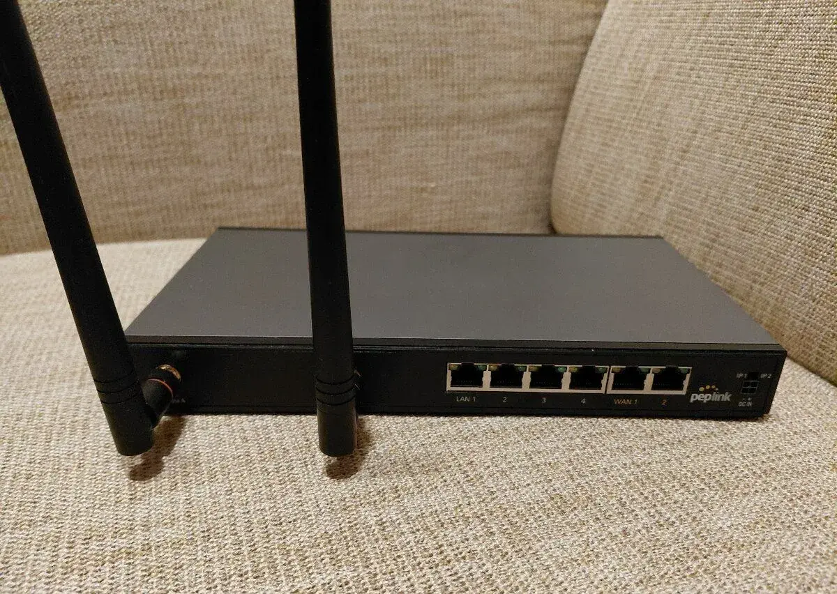 Peplink B One Router