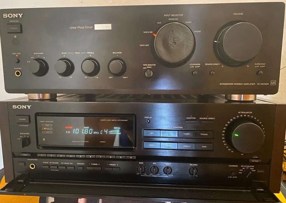 Zosiky 2x SONY,1x SONY QS,1x SONY ES