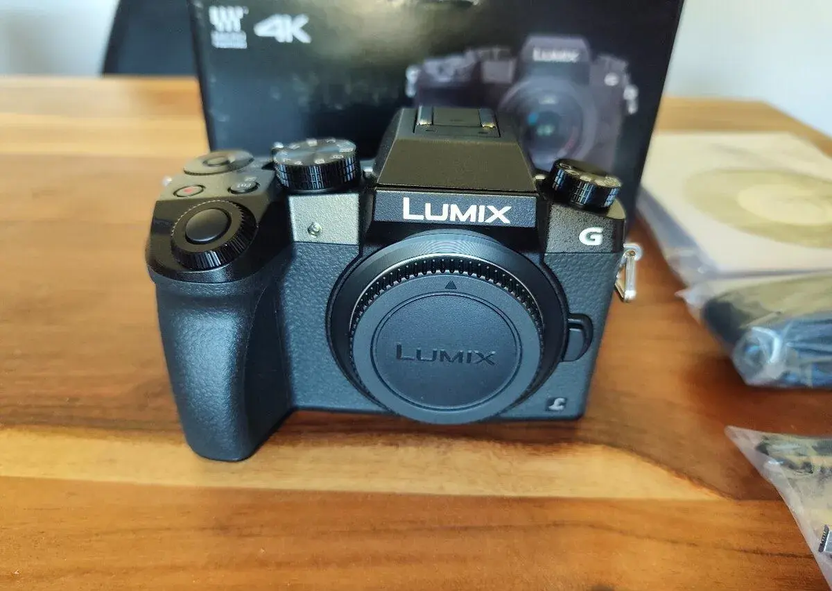 Nový Panasonic Lumix DMC-G7, V záruke do 16.08.2028