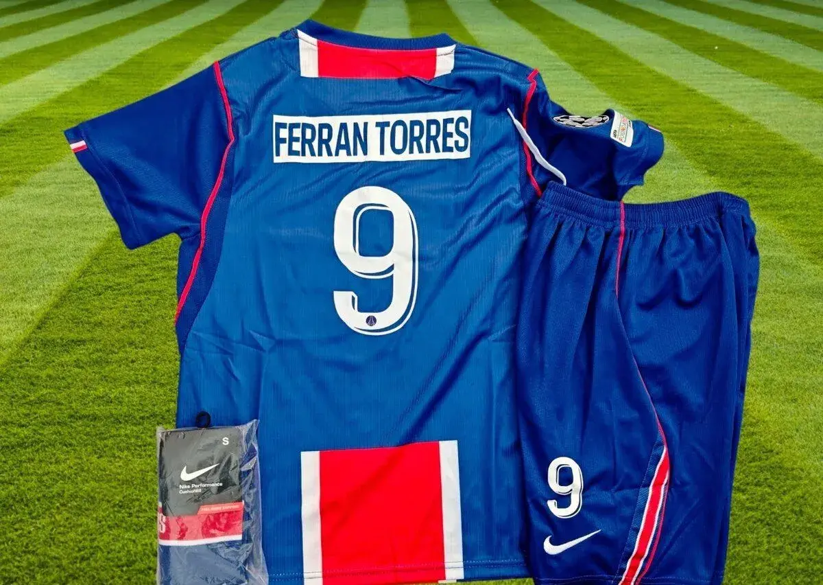 Ferran Tores dres #9 Paris St-Germain 26/27