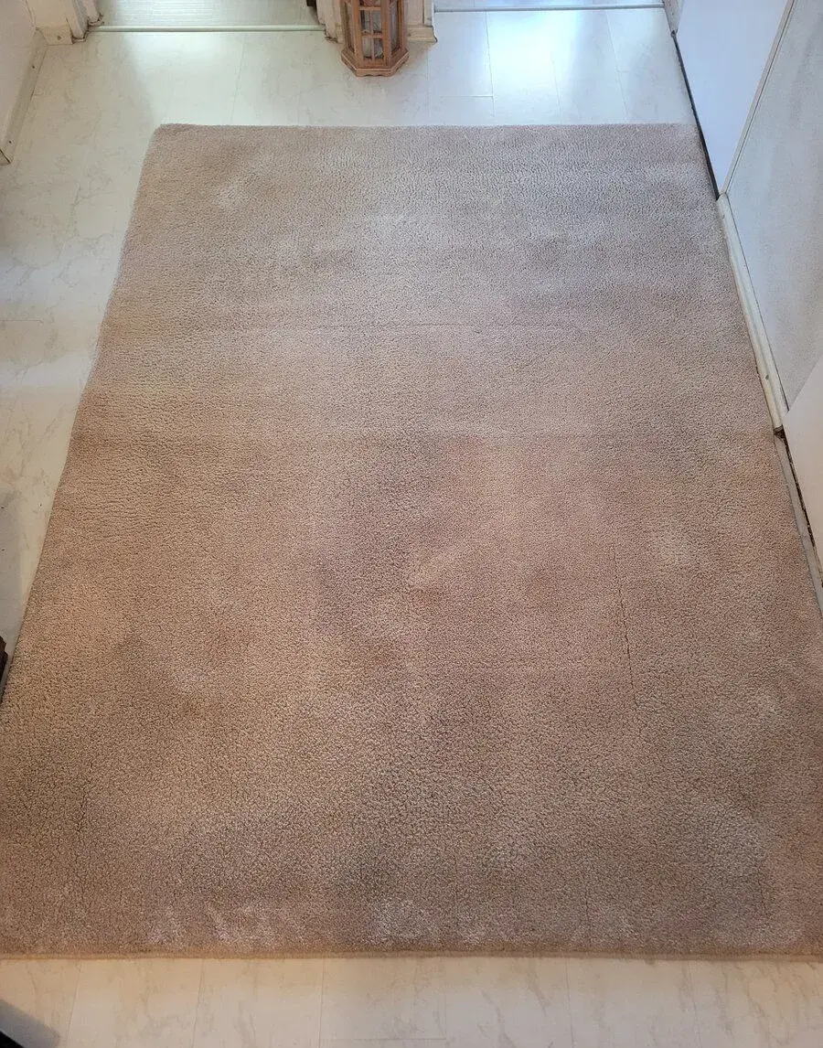 Bezovy koberec 220x155cm