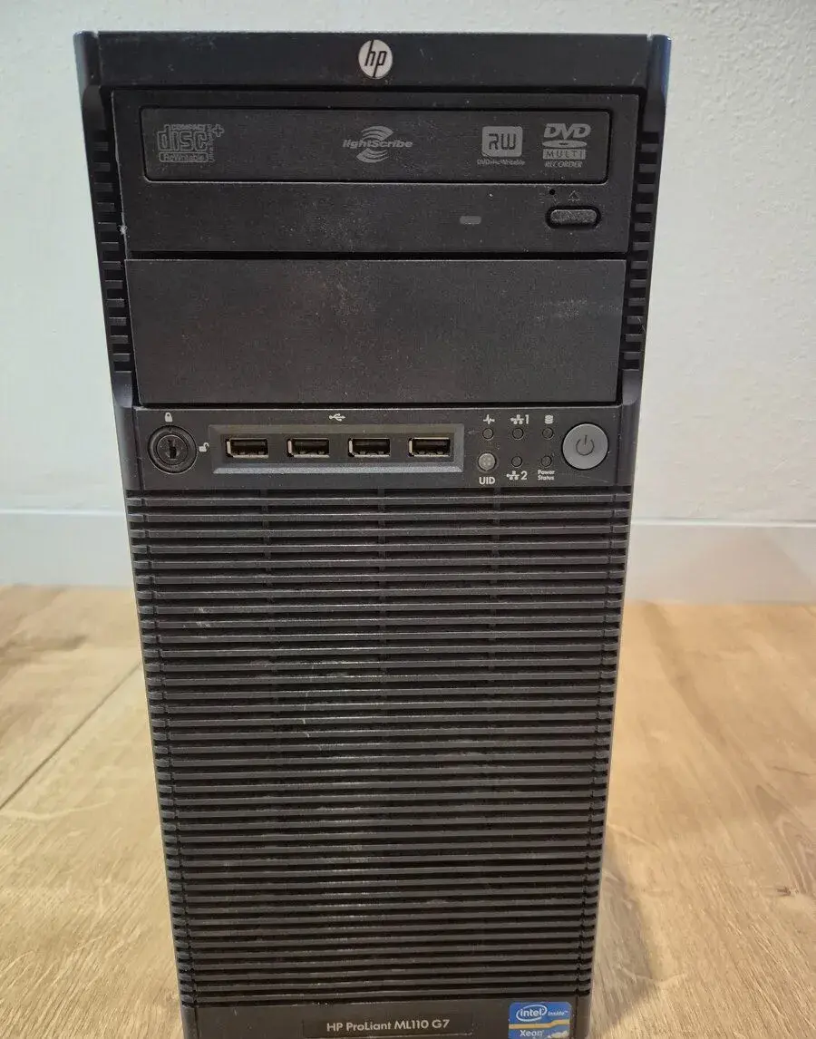 Hp ProLiant ML110 G7