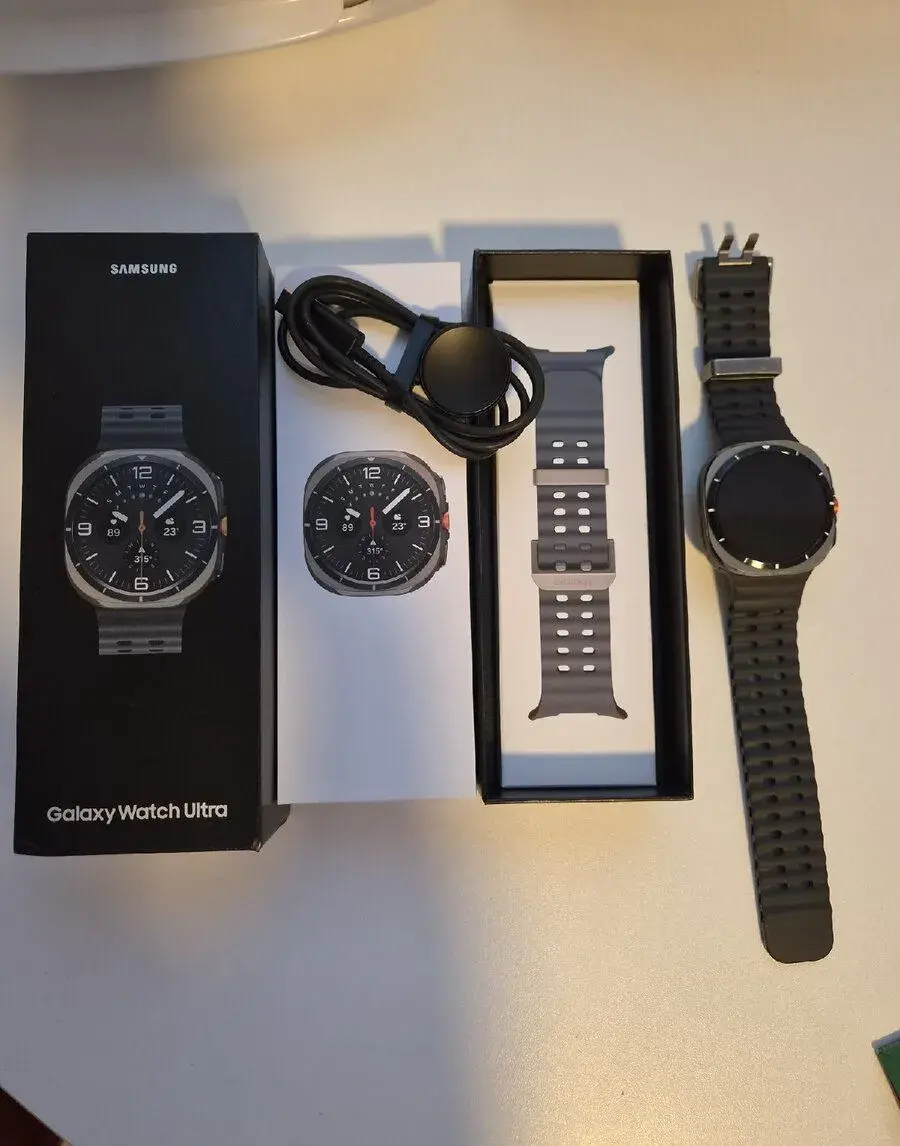 SAMSUNG Galaxy Watch ultra