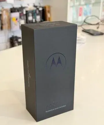 Motorola RAZR 40 Ultra 8/256 GB čierna – NOVÁ, zapečatená