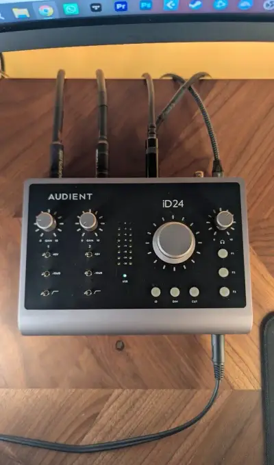 Audient iD24 - špičková zvuková karta (Ako nová / Top stav)