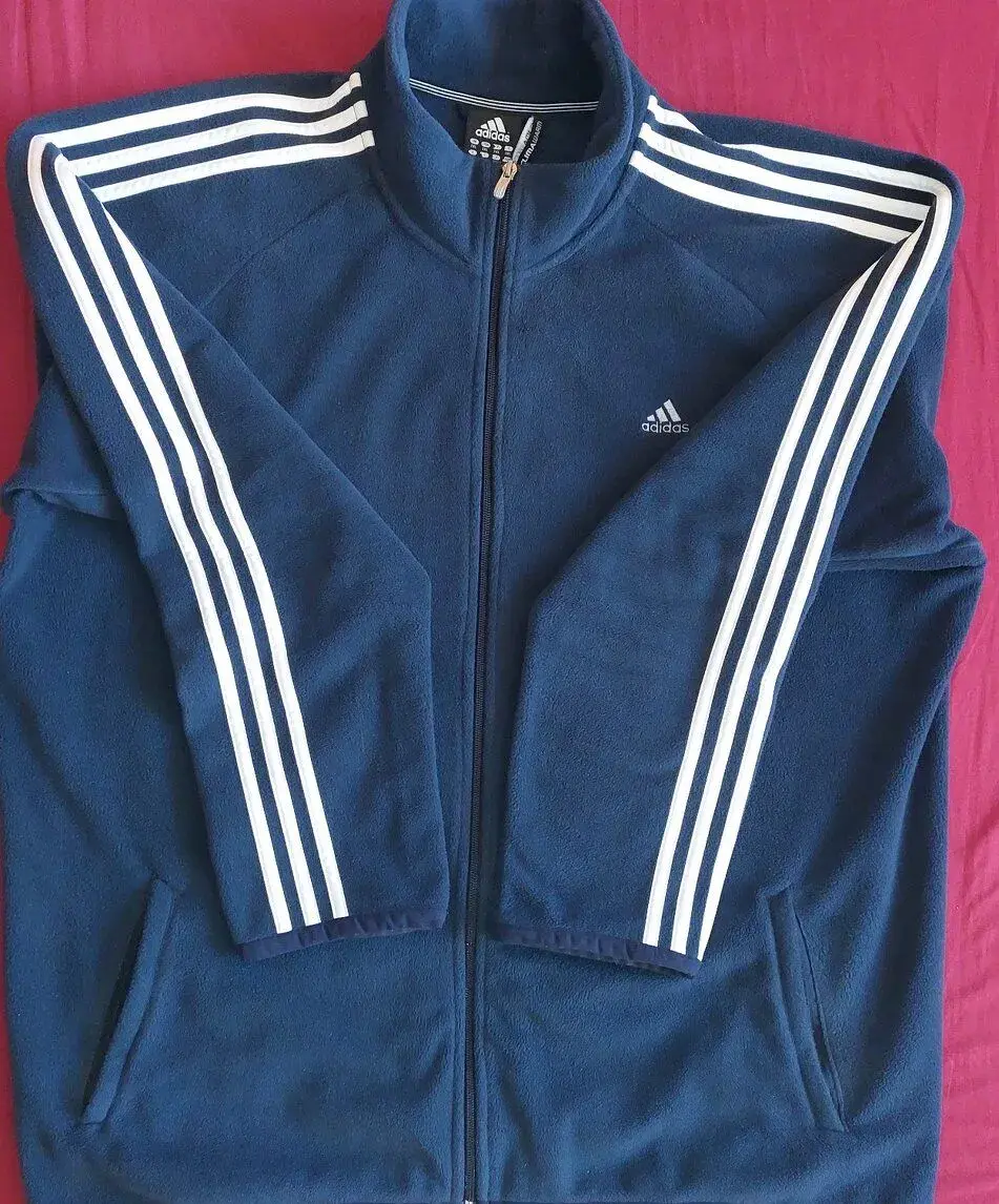 ADIDAS Flisová bunda vo farbe modra