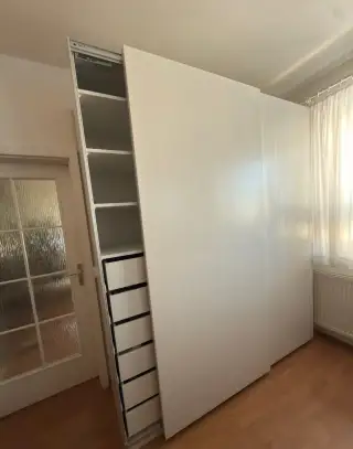 IKEA Posuvné dvere “Hasvik” na skrine Pax