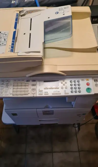 Kopirku ricoh mp 2000