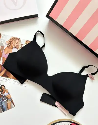 Victoria’s Secret čierna bezkoticova podprsenka 75D