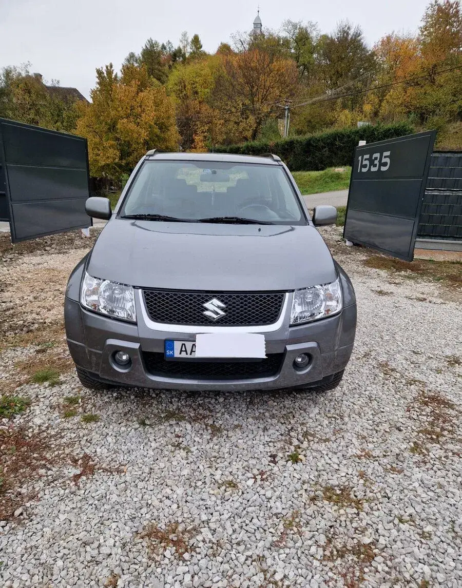 Suzuki Grand – 2008, 195 000 km