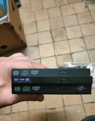 Dvd ROM/Light Scribe, Notebook, SATA.