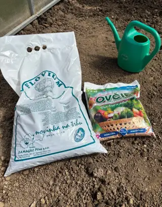 Ovcie bio hnojivo v peletkach