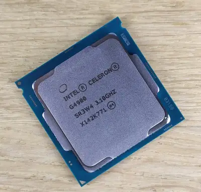 Procesor Intel Celeron G4900 (LGA1151)