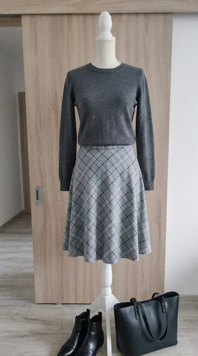 Sivá áčková sukňa, XL, Orsay