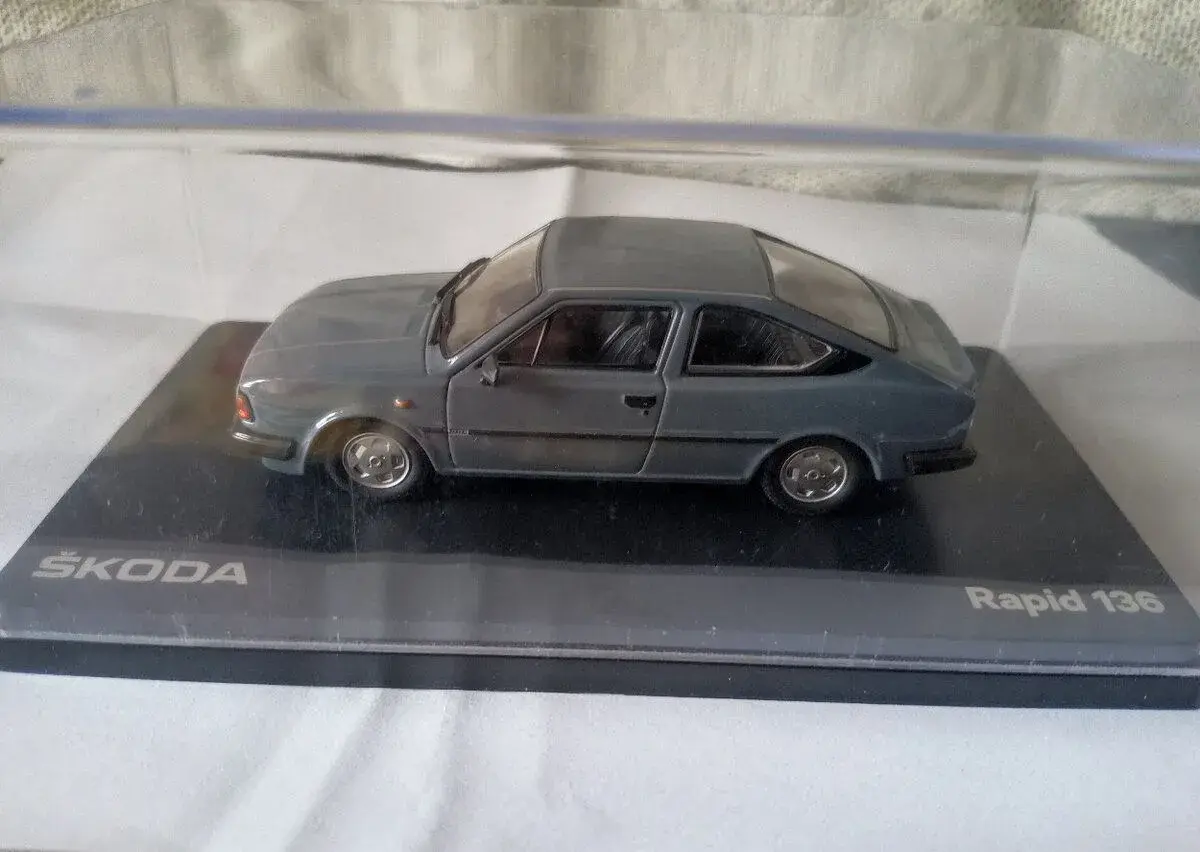 Skoda rapid 130 1/43