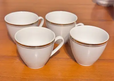 Retro porcelánové šálky Bohemia Czechoslovakia (model 54)