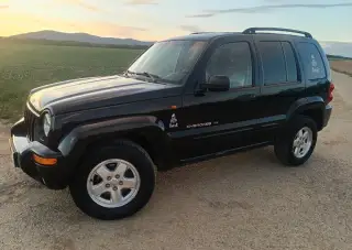 Jeep cherokee – 2002, 293 000 km