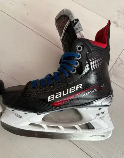 KORCULE BAUER VAPOR X4 VEĽKOSŤ 4 fit2