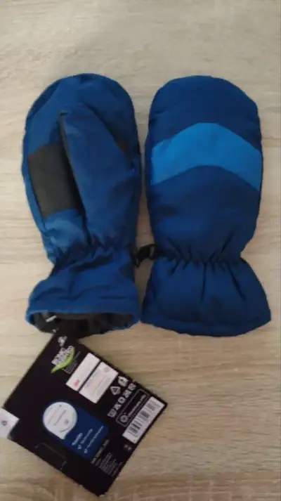 Detské lyžiarske rukavice č.6-nové