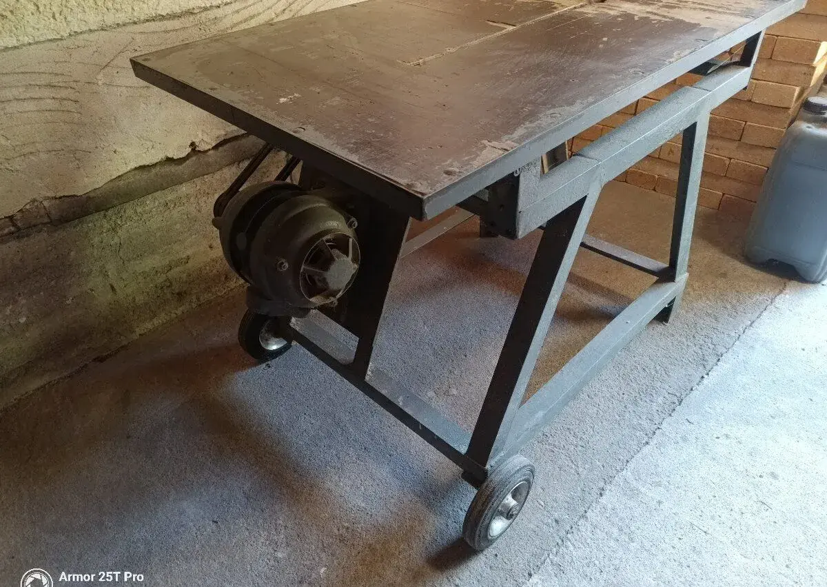 Cirkular na pílenie dreva plus píla Pilana 60cm.