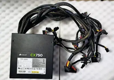 ATX zdroj Corsair CX750