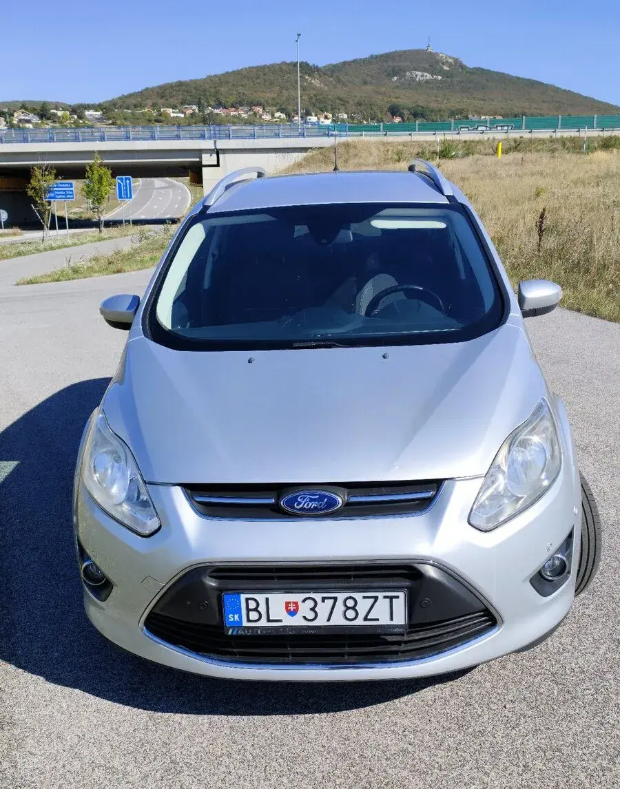 Ford Grand – 2013