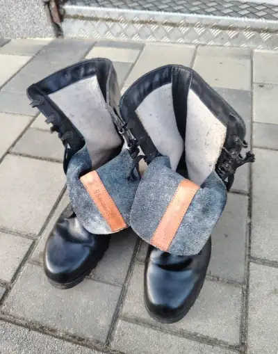 Vojenské Kanady Vz.95 veľ.43
