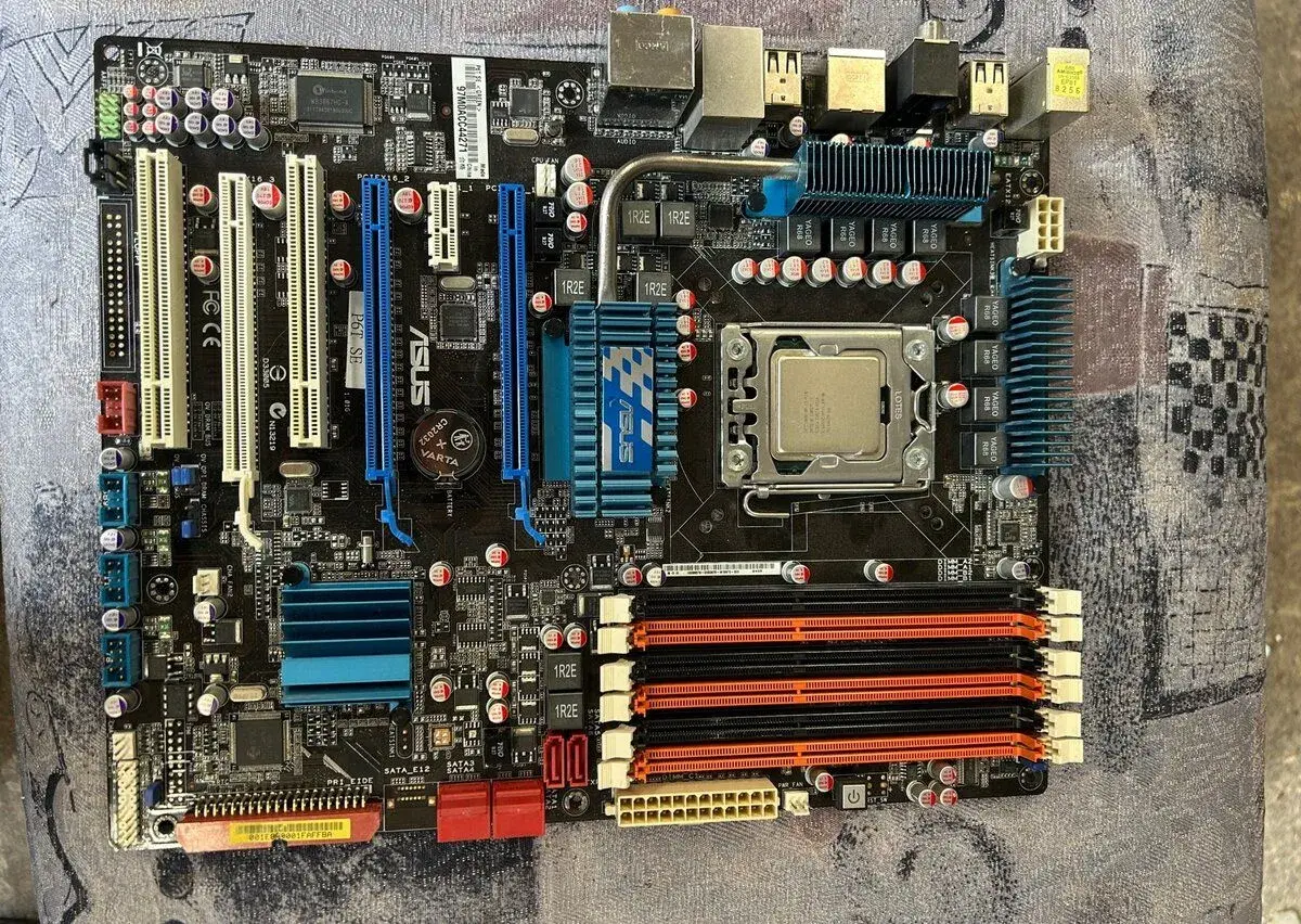 Základná doska ASUS P6T SE + Intel Core i7-920