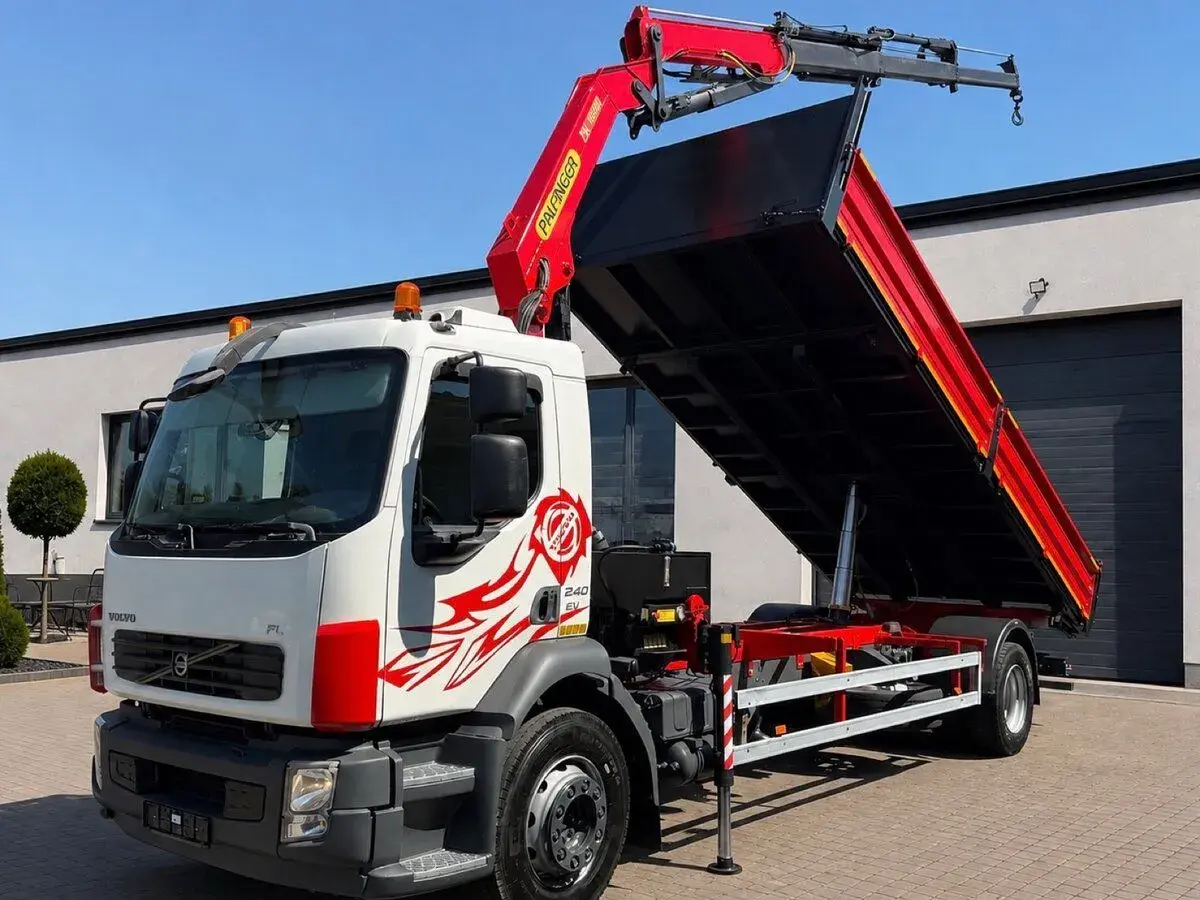 Volvo FL240 – 405 411 km