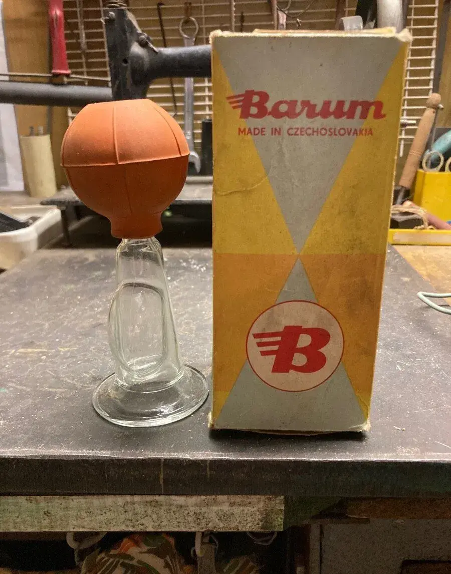 Retro odsávačka mlieka BARUM / Optimit ČSSR – 1975