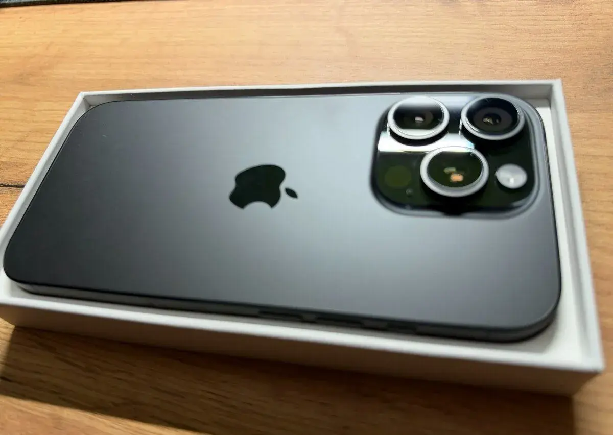 Apple iPhone 16 Pro 128 GB.