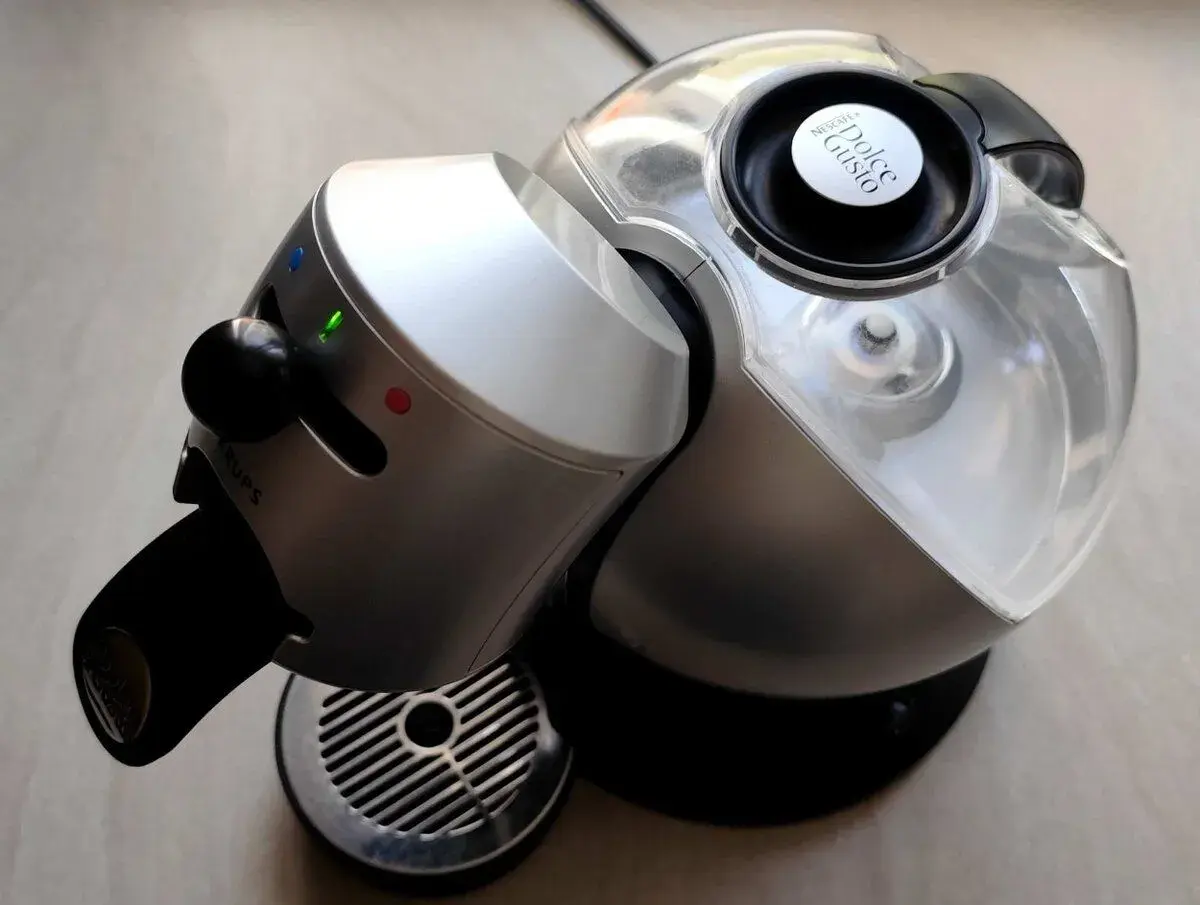 ✔️ Kavovar Dolce gusto