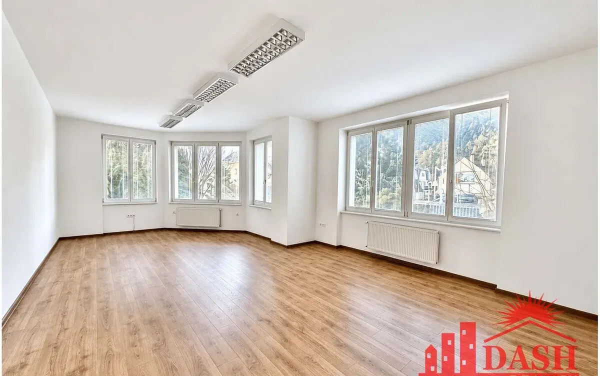 Na prenájom | kancelársky priestor 60 m2 | Trenčín, ul. M. R