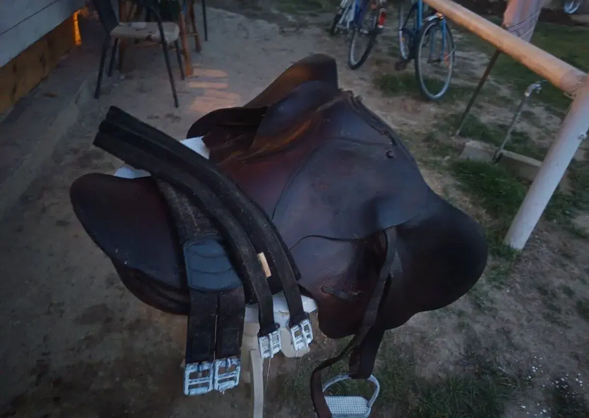 Kožené sedlo, 3 komorové, všestranne