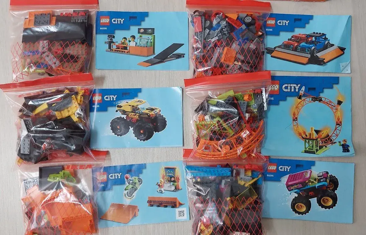 LEGO® City Stunt Show Arena - 60295