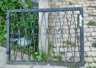 Kovaná brána