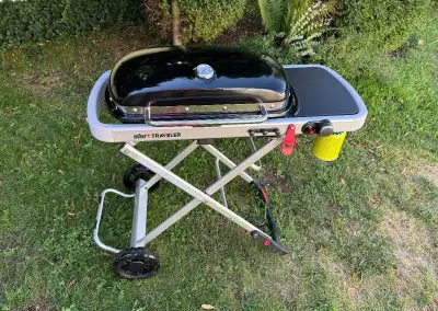 Weber Traveler Plynový gril