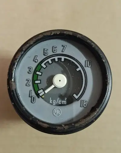 tlakomer PAL, ampermeter PREDANÝ